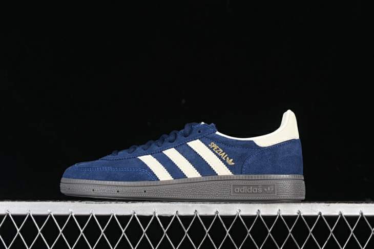 Picture of Adidas Handball Spezial _SKUfw18028509068384134fw
